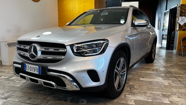 MERCEDES-BENZ MERCEDES-BENZ GLC 220 d 4Matic Sport- PARI AL NU