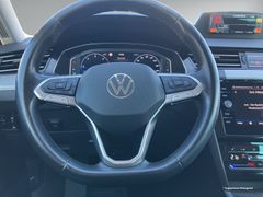 VW Passat Variant 2.0 TDI Business Taxi DSG LED AHK VW Passat Variant 2.0 TDI Business Taxi DSG LED AHK
