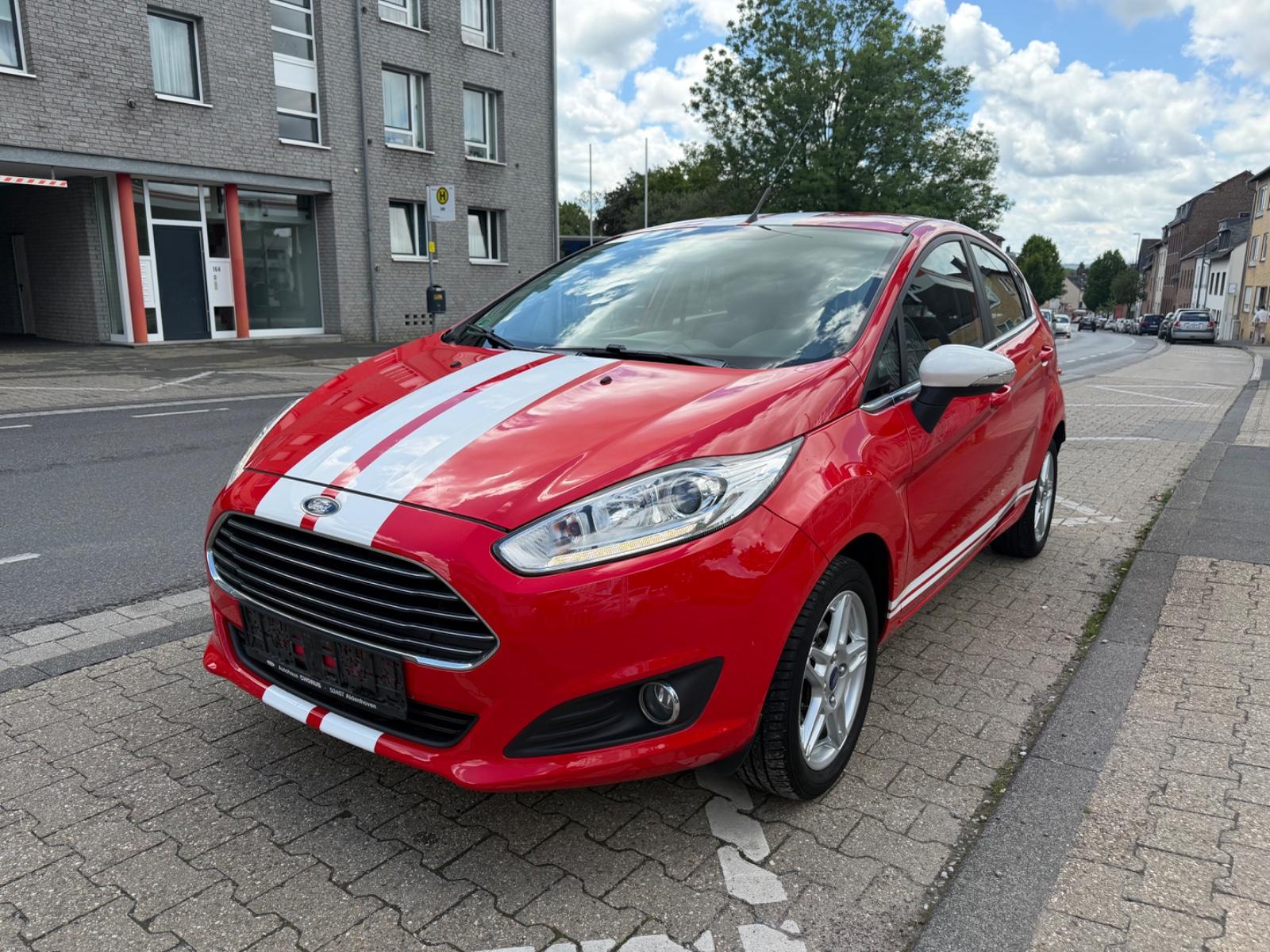 Ford Fiesta Titanium Edition 1.Hand, Sitzheizung