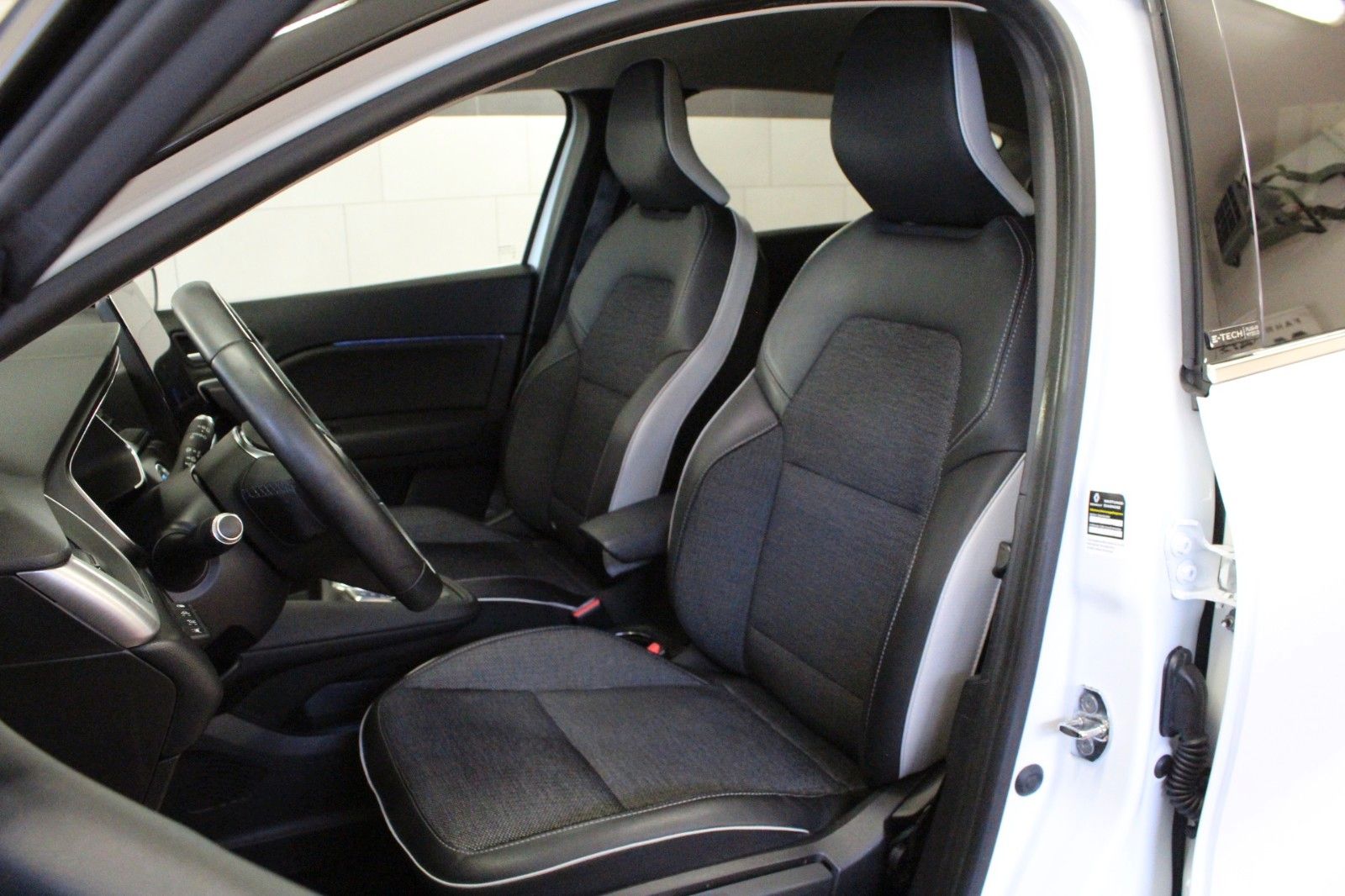 Fahrzeugabbildung Renault Captur E-Tech Plug-in 160 Plug in Hybrid