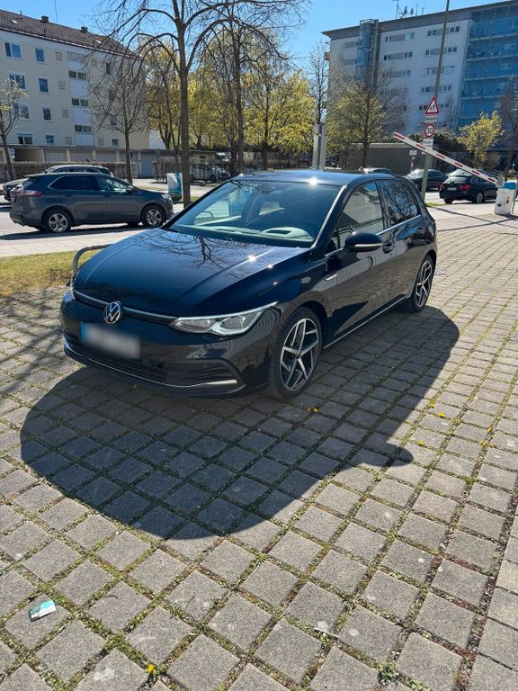 Image of Volkswagen Golf