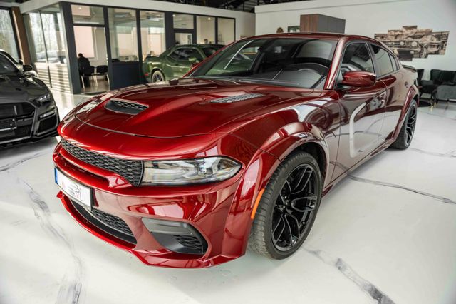 Dodge Charger 6,4 SCAT PACK ORIGINAL WIDEBODY LED