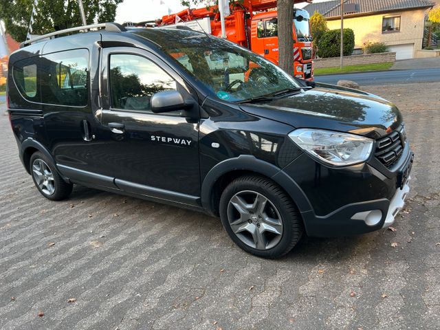 Dacia Dokker TCe 130 Stepway Plus.1Hand