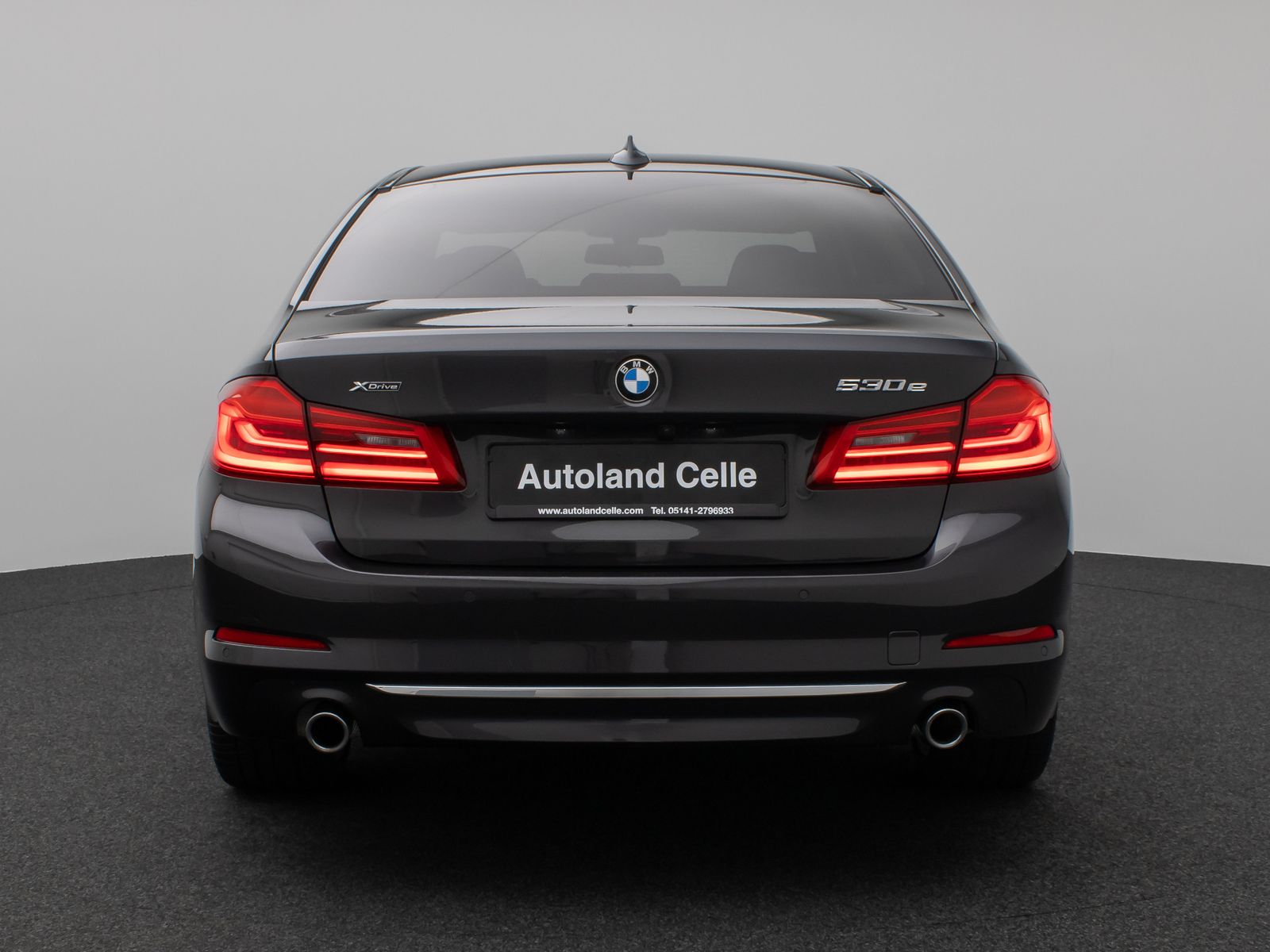 Fahrzeugabbildung BMW 530e xD LuxuryLine 360°Glasdach HUD HiFi Massage