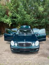 Mercedes-Benz Mercedes-E500 HU12/26 Service NEU| Leder | Autom - gebrauchte Mercedes-Benz E 500 aus dem Jahr 2002