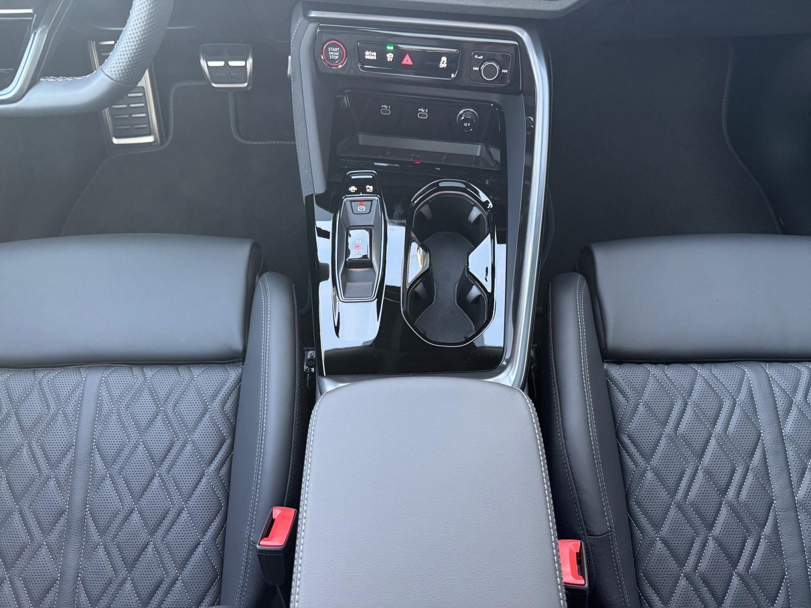Audi Q5 SUV e-hybrid quattro AHK Pano HUD BFD MMIPro