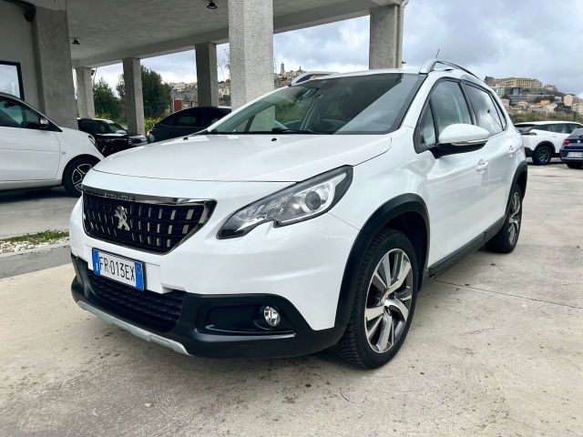 Peugeot 2008 BlueHDi 120 S&S Black Matt