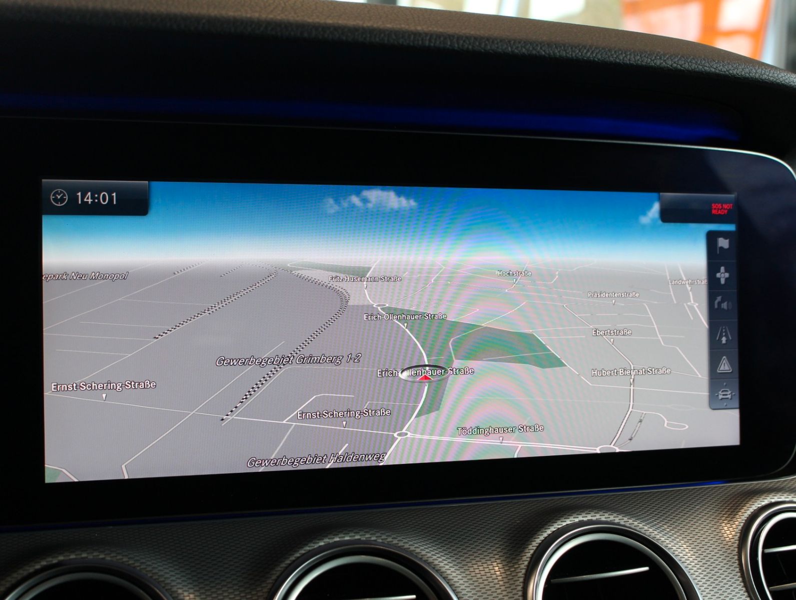 Fahrzeugabbildung Mercedes-Benz E 350 d T Avantgarde 9G* 360 Kamera*LED.2Hand