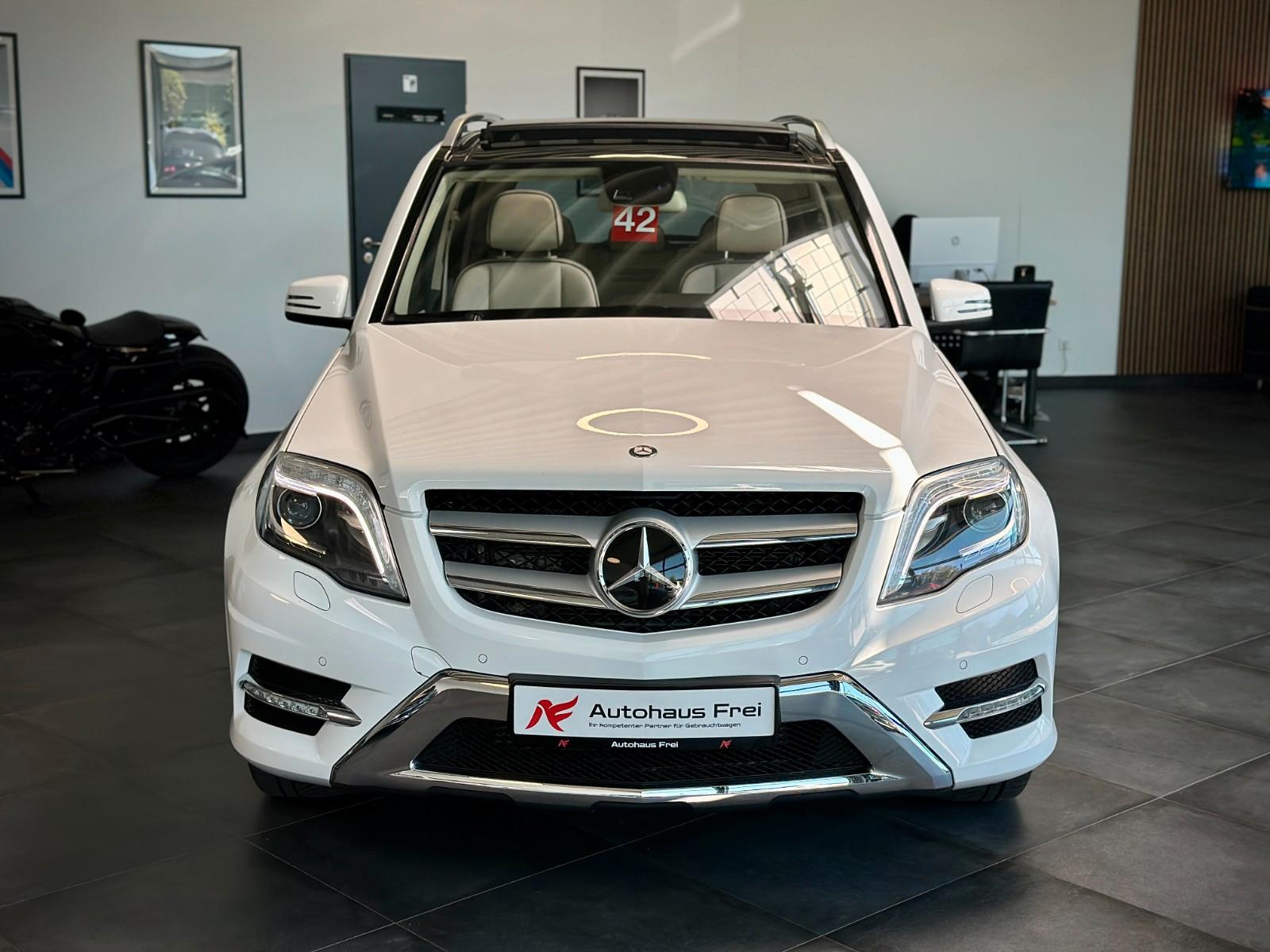 Mercedes-Benz GLK 350 AMG 4Matic H&K*V6*Distronic+*Kamera*Pano