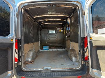 Ford Transit - 11