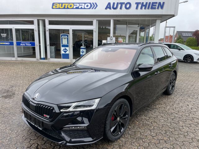 SKODA Octavia Combi RS 2.0 TDI DSG Pano/ACC/AHK/LED