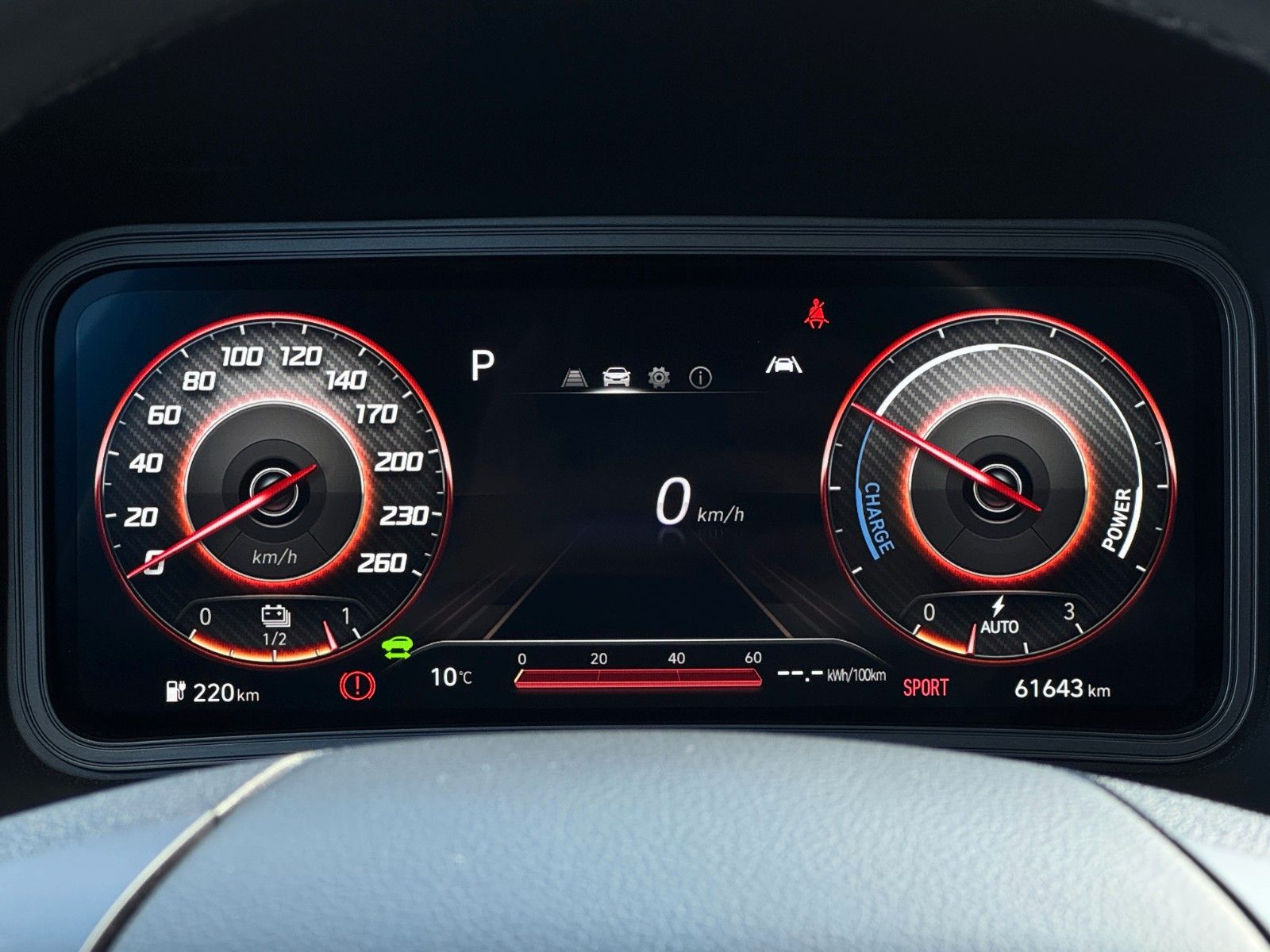 Fahrzeugabbildung Hyundai KONA E SELECT ACC PDC LFA LKA SHZ LHZ CarPlay