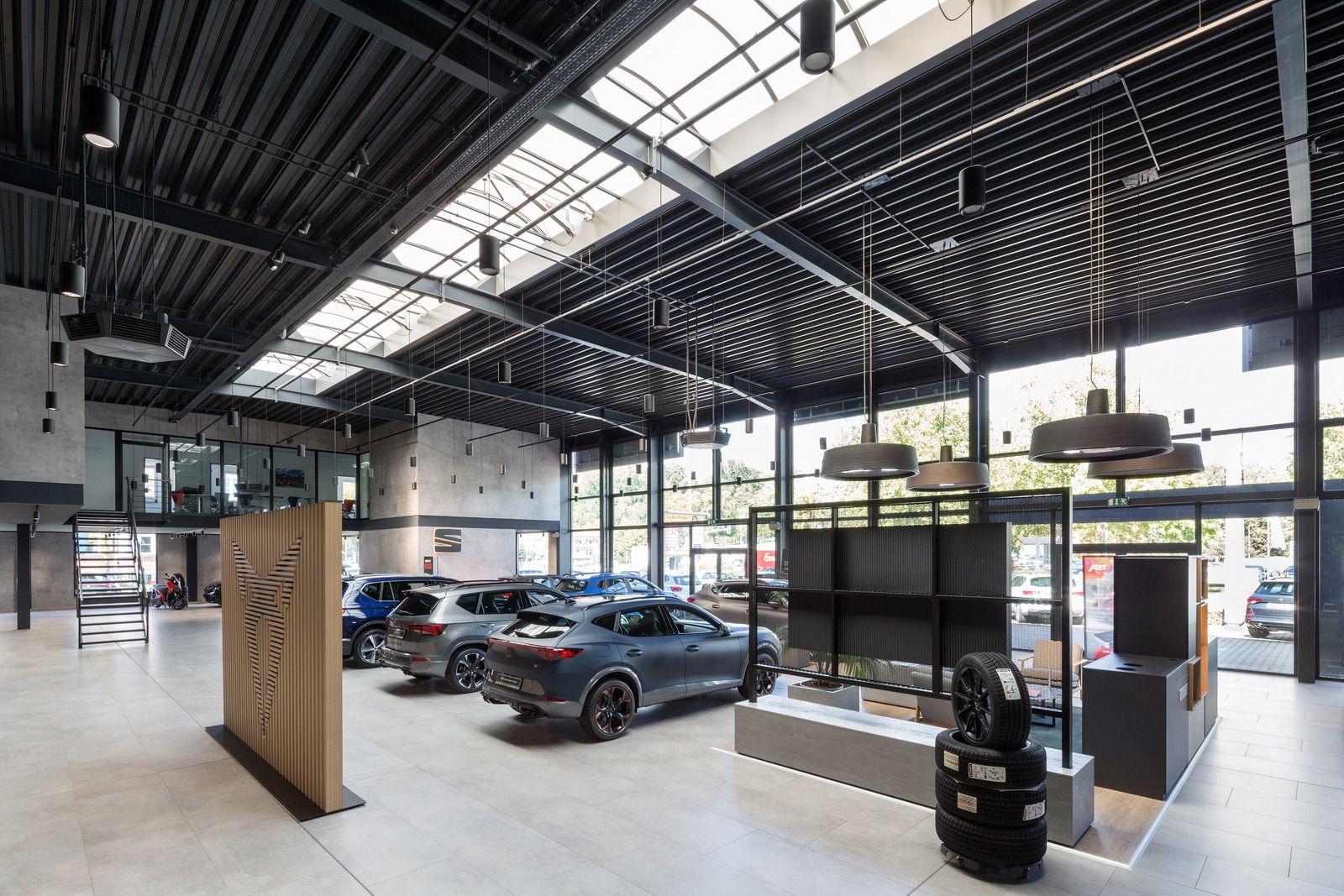 showroom-image-bottom