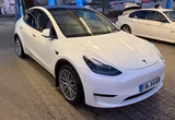 Tesla Model Y Performance Dual Motor AWD, 8-fach - Tesla Model Y: Von Privat