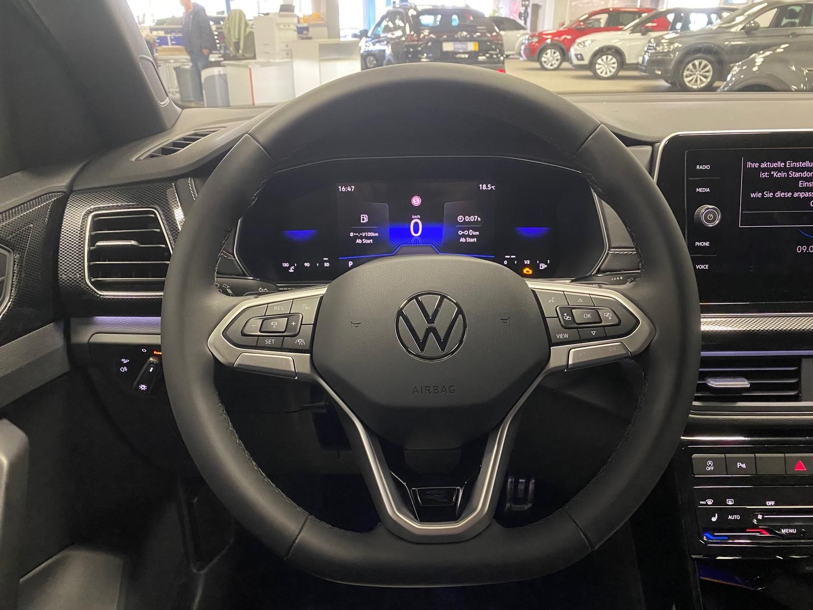 Fahrzeugabbildung Volkswagen T-Cross 1.5 TSI DSG BLACK STYLE R-Line+AHK+ACC++