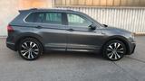 Volkswagen Tiguan R Line,Kamera 360,Pano-Schiebedach, Autom - VW Tiguan Gebrauchtwagen in Mannheim