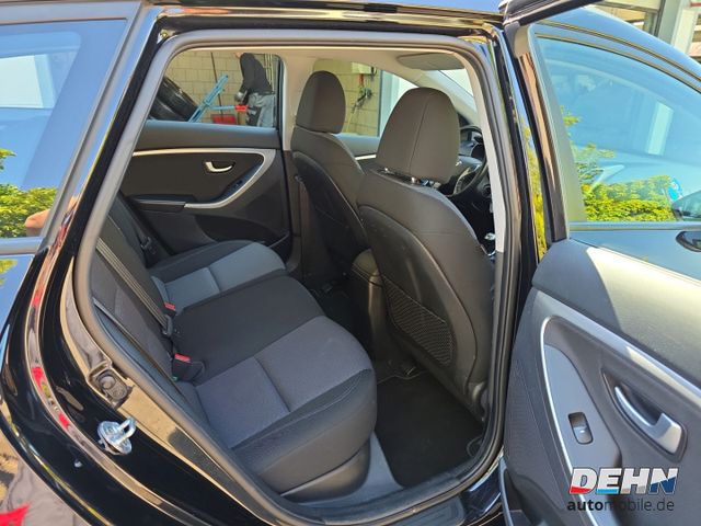 Hyundai i30cw 1.4 FIFA World Cup Edition Silver Navi PDC