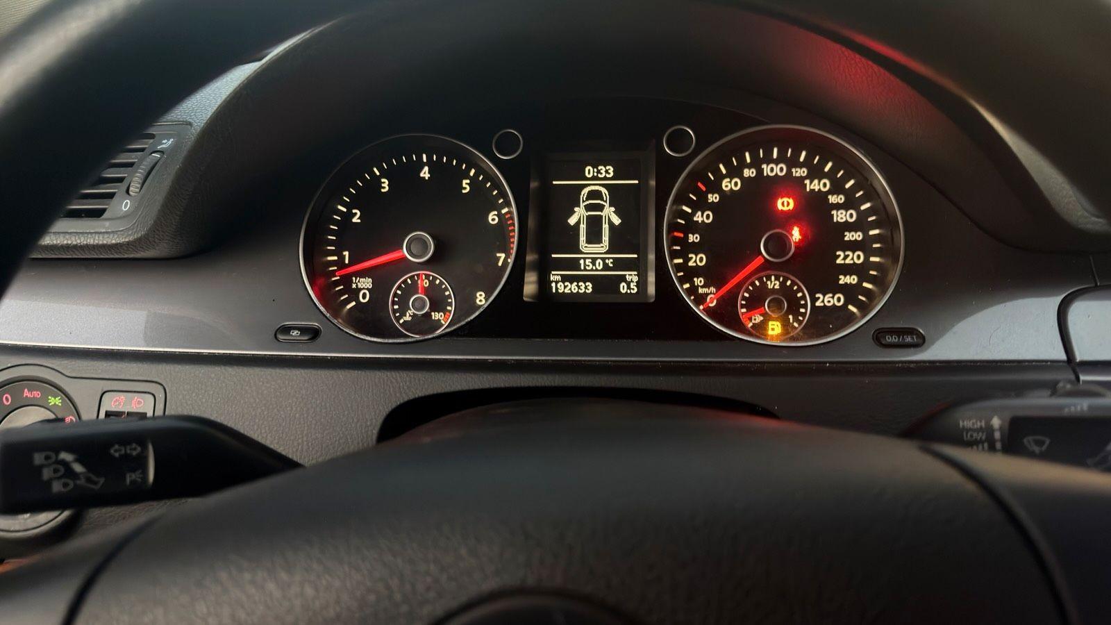 Volkswagen Passat 2009 — photo 10