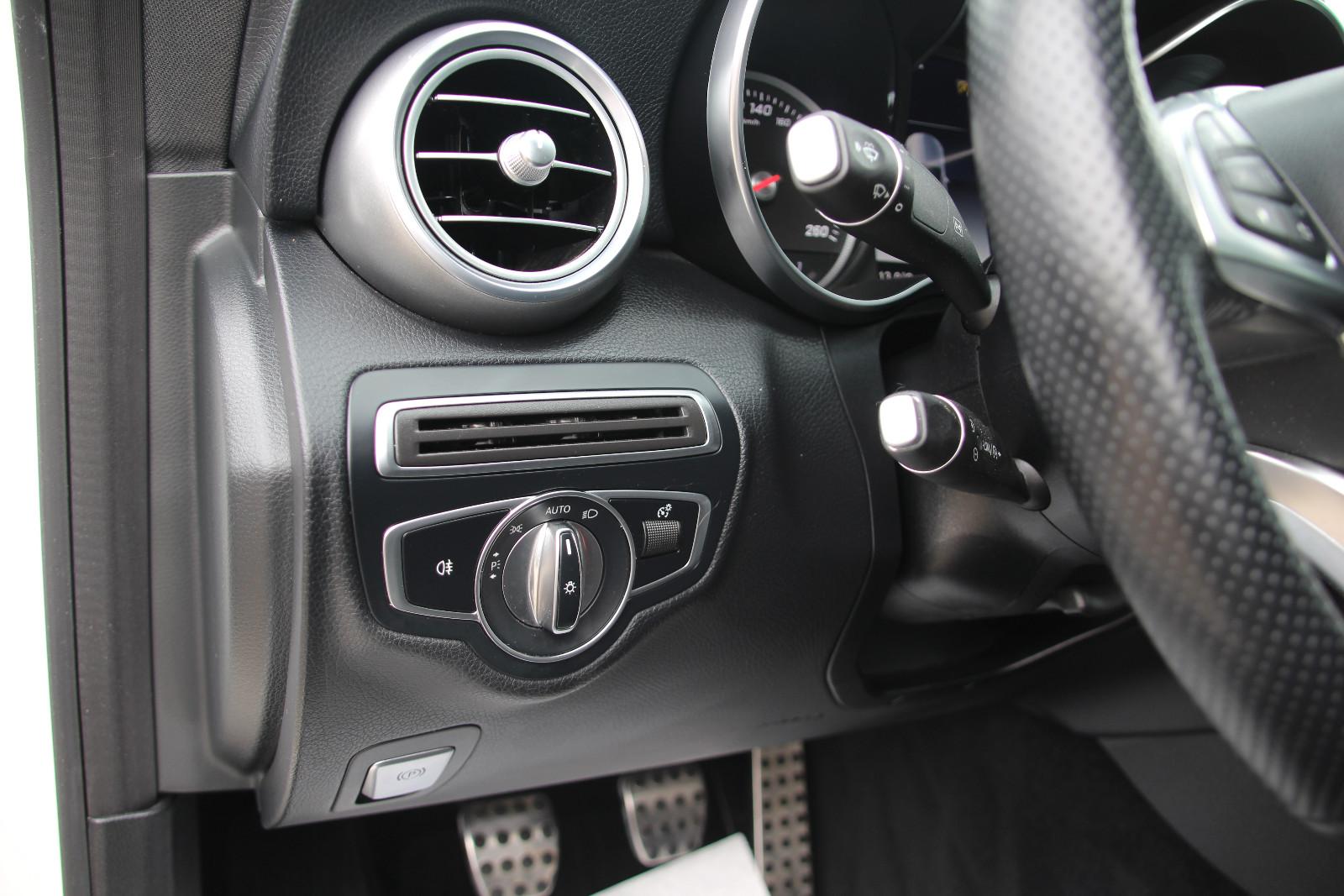 Mercedes-Benz C 180 Coupe AMG-Line*PANO*LED*NAVI*TEMPOMAT*