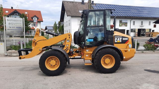 CAT 908M