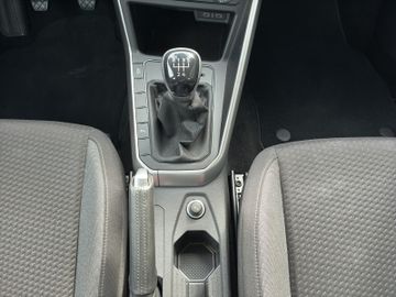 Volkswagen Taigo - 12