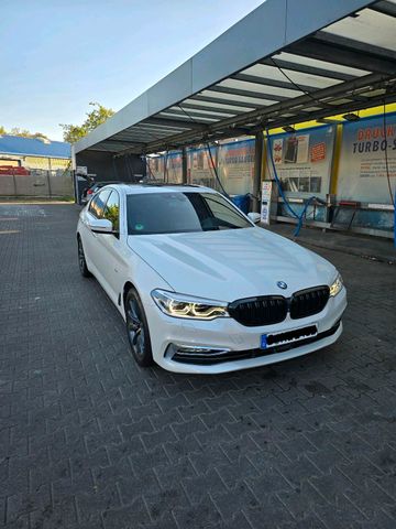 BMW 540i Luxury Vollausstatung  (360, Sof...