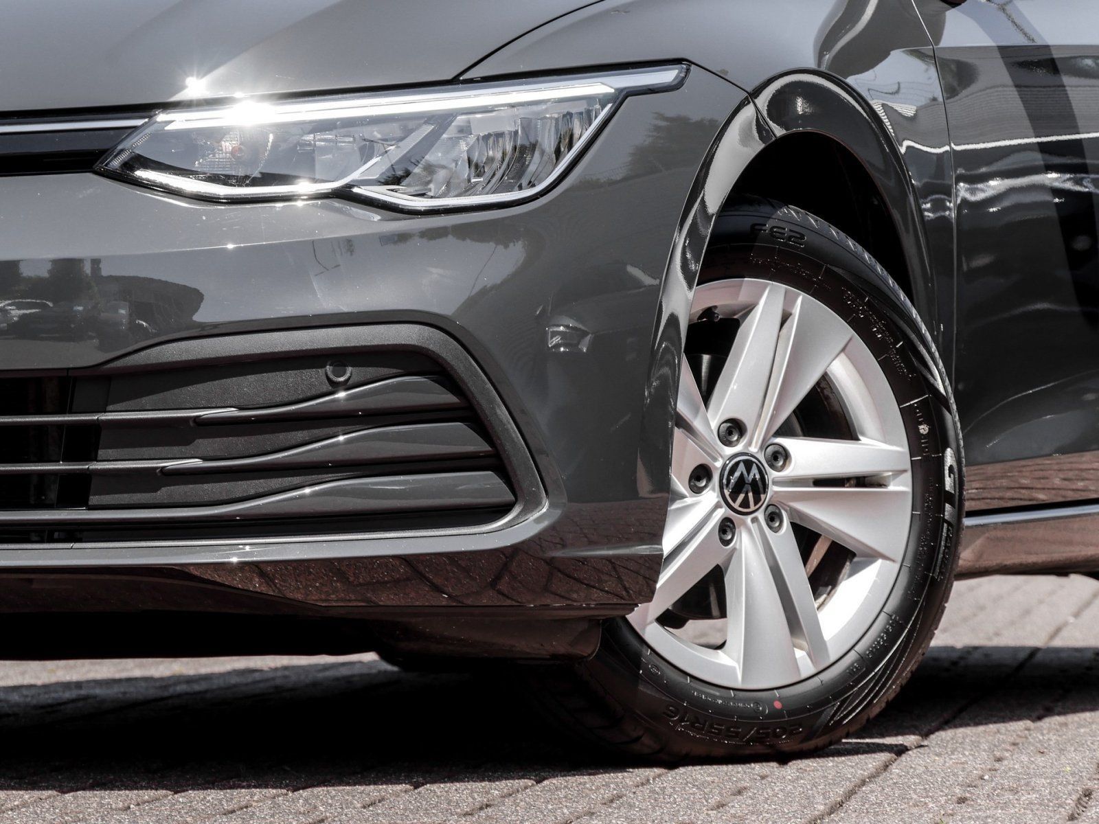 Volkswagen Golf - Bild 6
