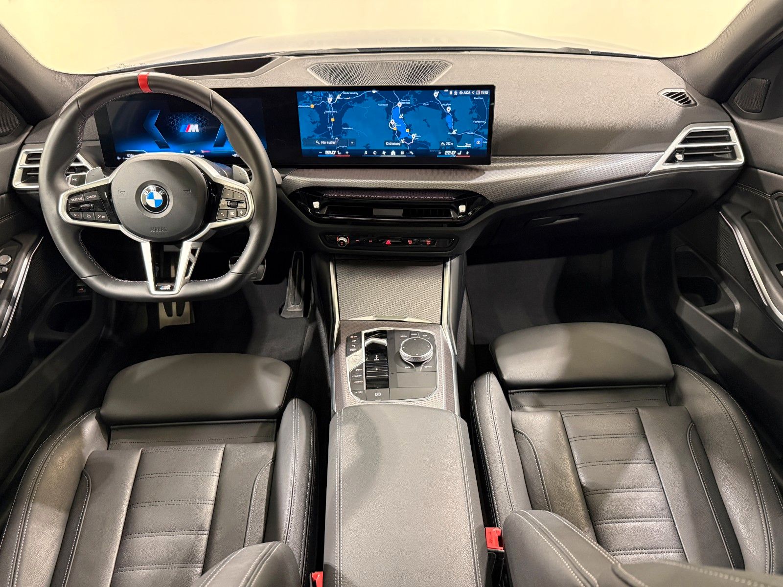 BMW M340i xDrive Touring Pro 392PS AHK Pano 360 HUD foto 11
