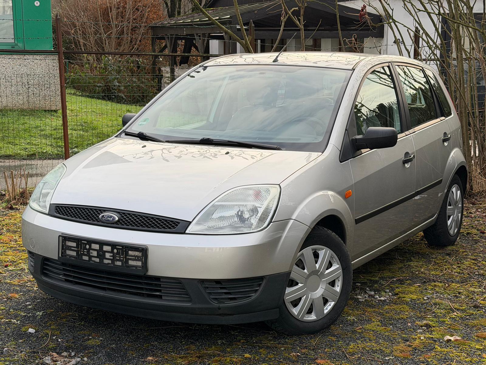 Ford FIESTA AMBIENTE 1.3*TÜV NEU*AHK*KLIMA*8-FACH*