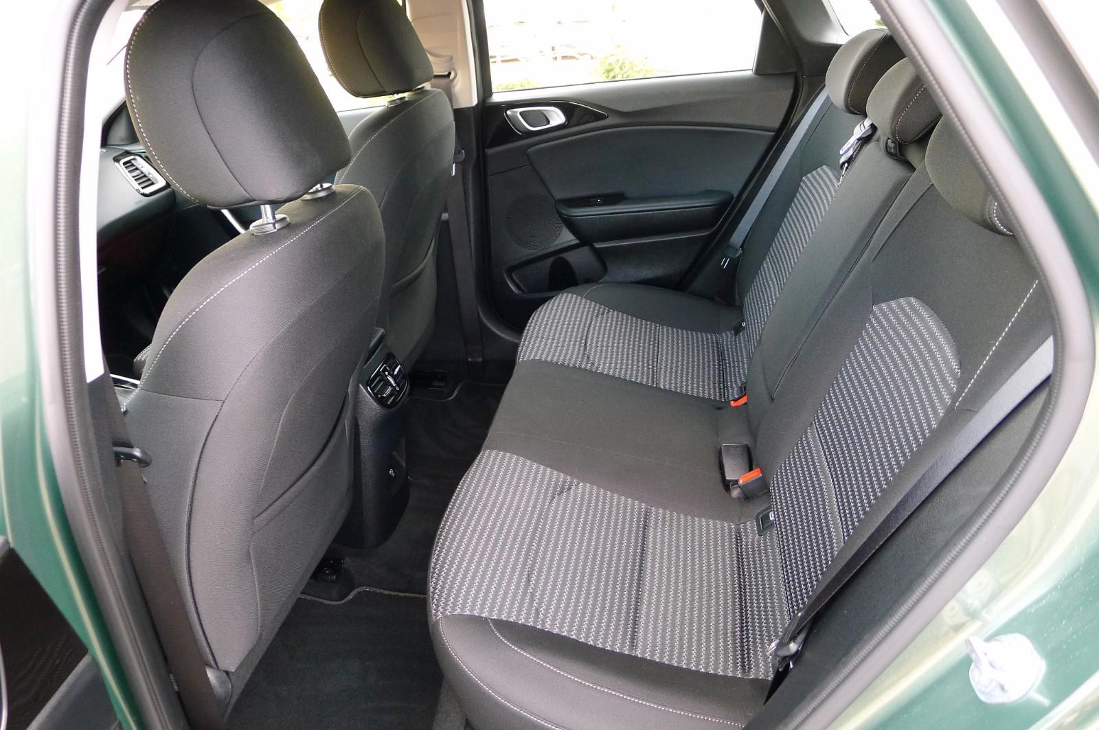 Kia Ceed SW 1.5 T-GDI 140 PS DCT Spirit/Navi/UVO