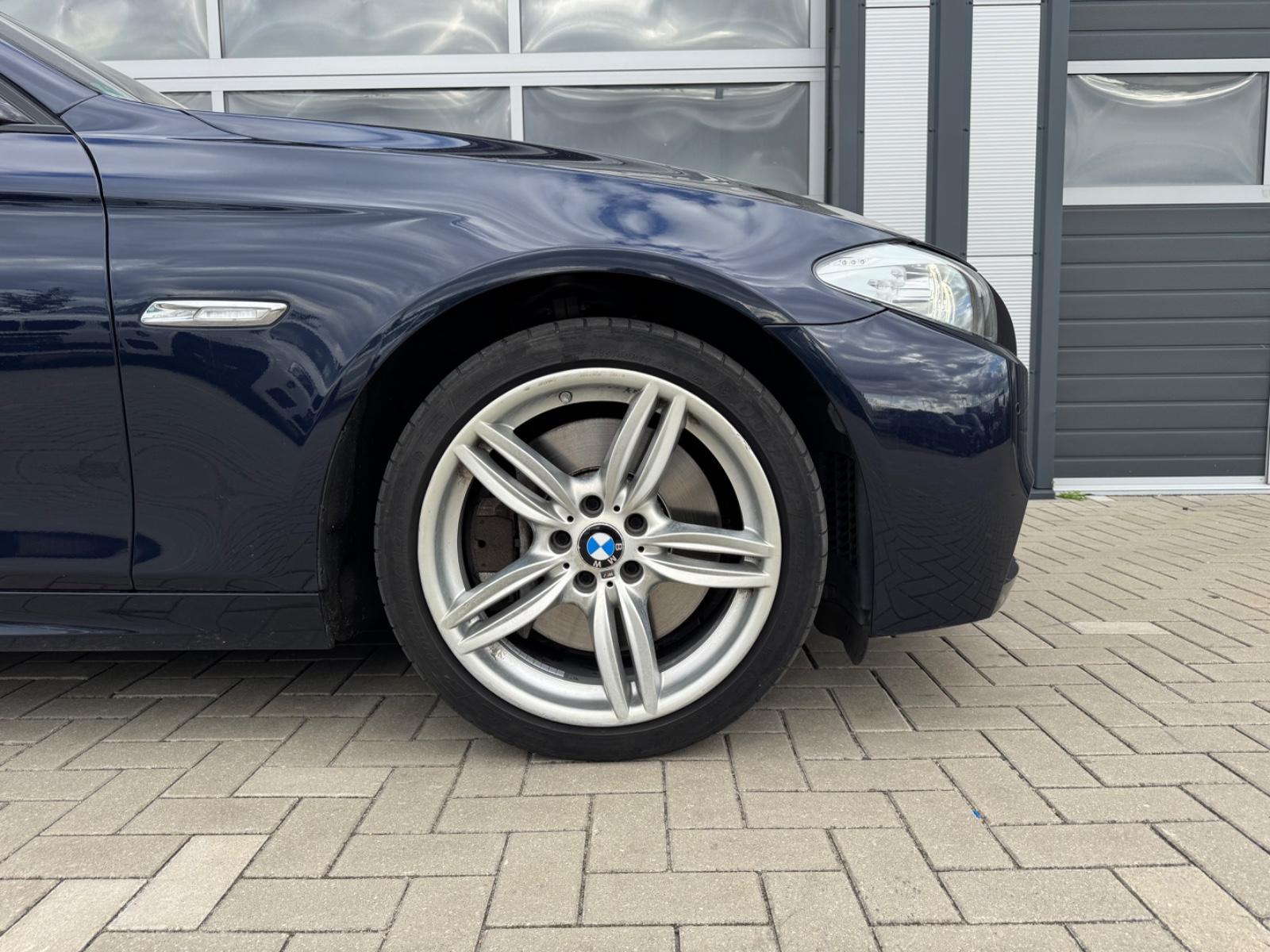 BMW 550 - XDRIVE - 408 CV - PACK M - CARNET ENTRETIEN