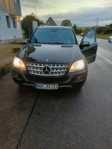 Mercedes-Benz Mercedes Ml 300 4 Matic!! Tausch oder Komb... - scheckheftgepflegte Mercedes ML 300