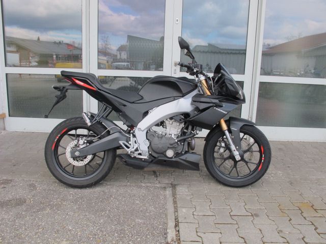 Aprilia Tuono 125