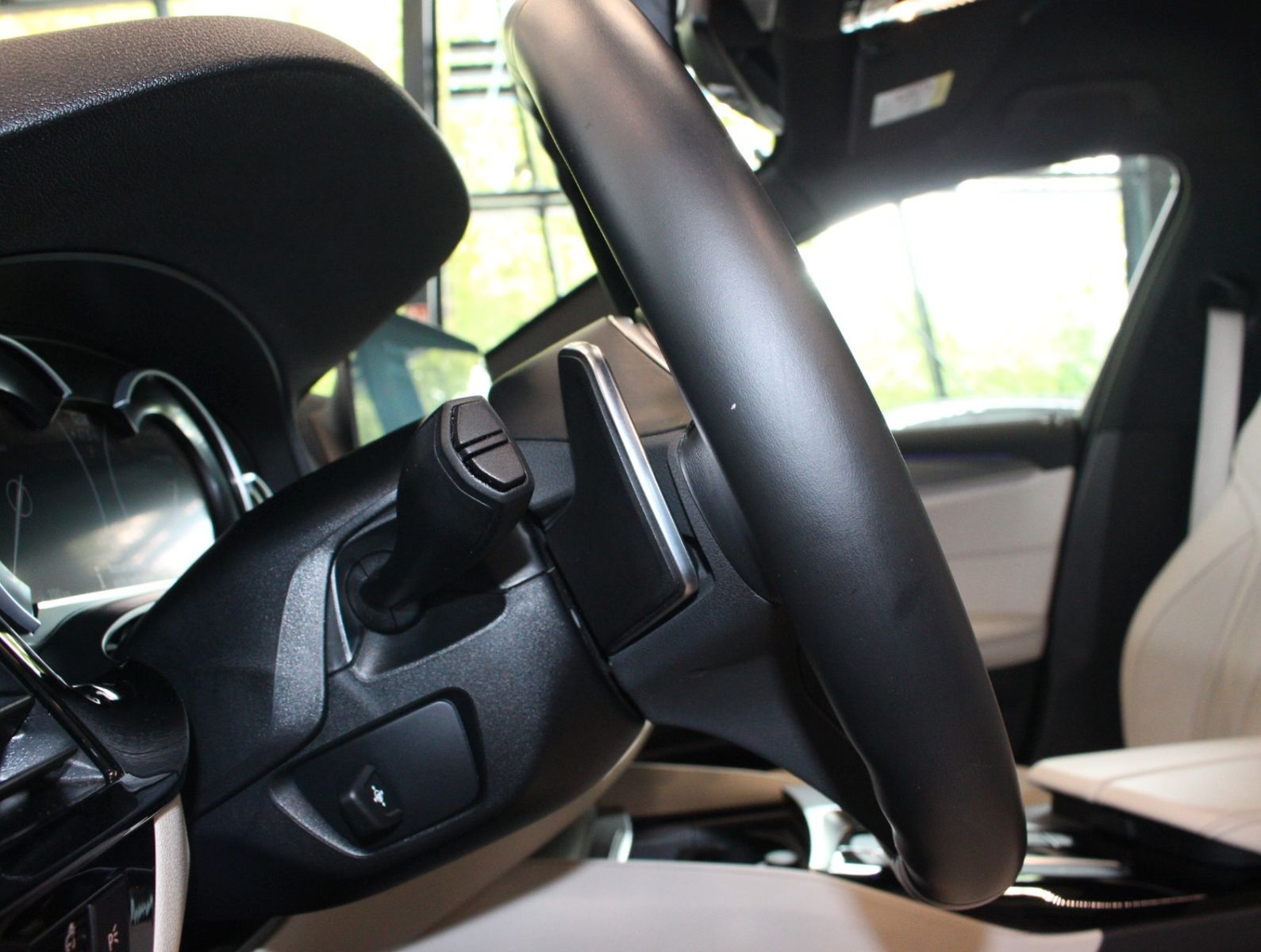 Fahrzeugabbildung BMW 530i  M-Sportpaket*Head-UP*Kamera*2.Hand