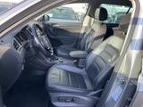 Volkswagen Tiguan 2.0 TDI Highline 4Motion AHK + Leder - VW Tiguan Gebrauchtwagen in Krefeld