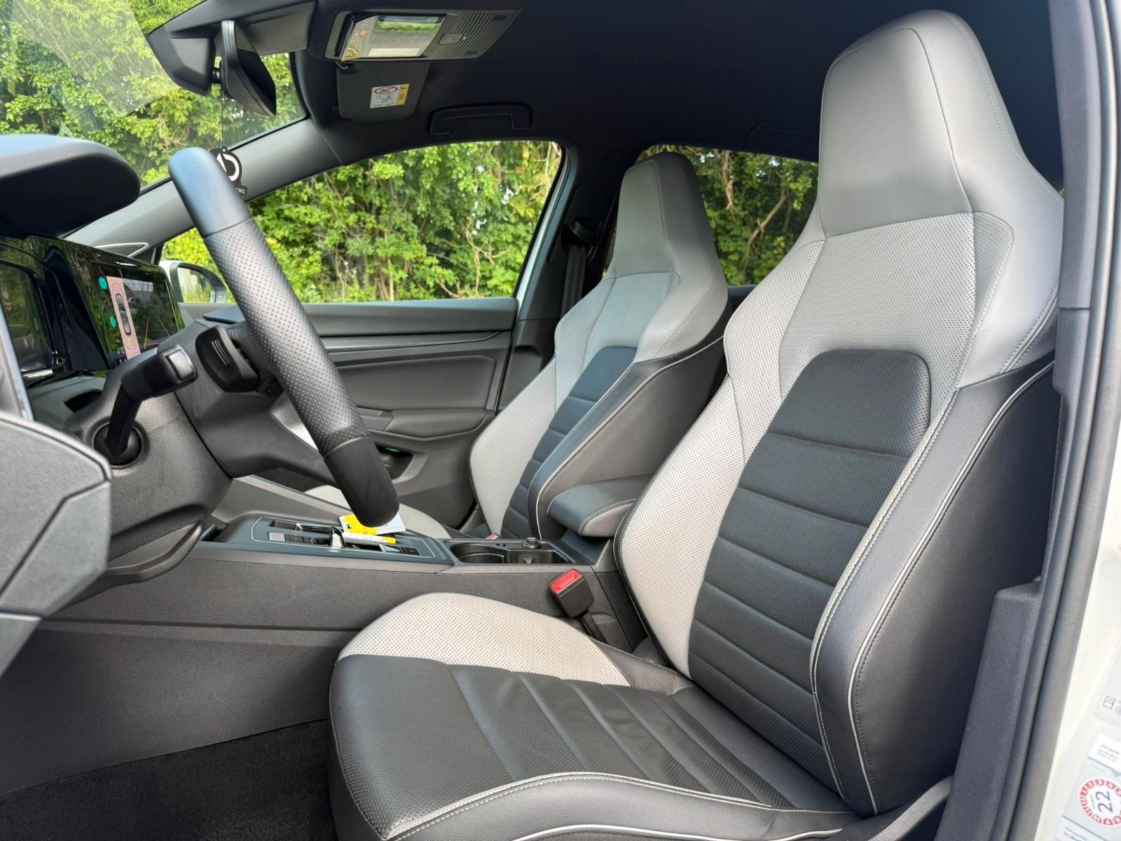Volkswagen Golf VIII Lim. GTD * LEDER * HEAD-UP * H&K *, миниатюра 17
