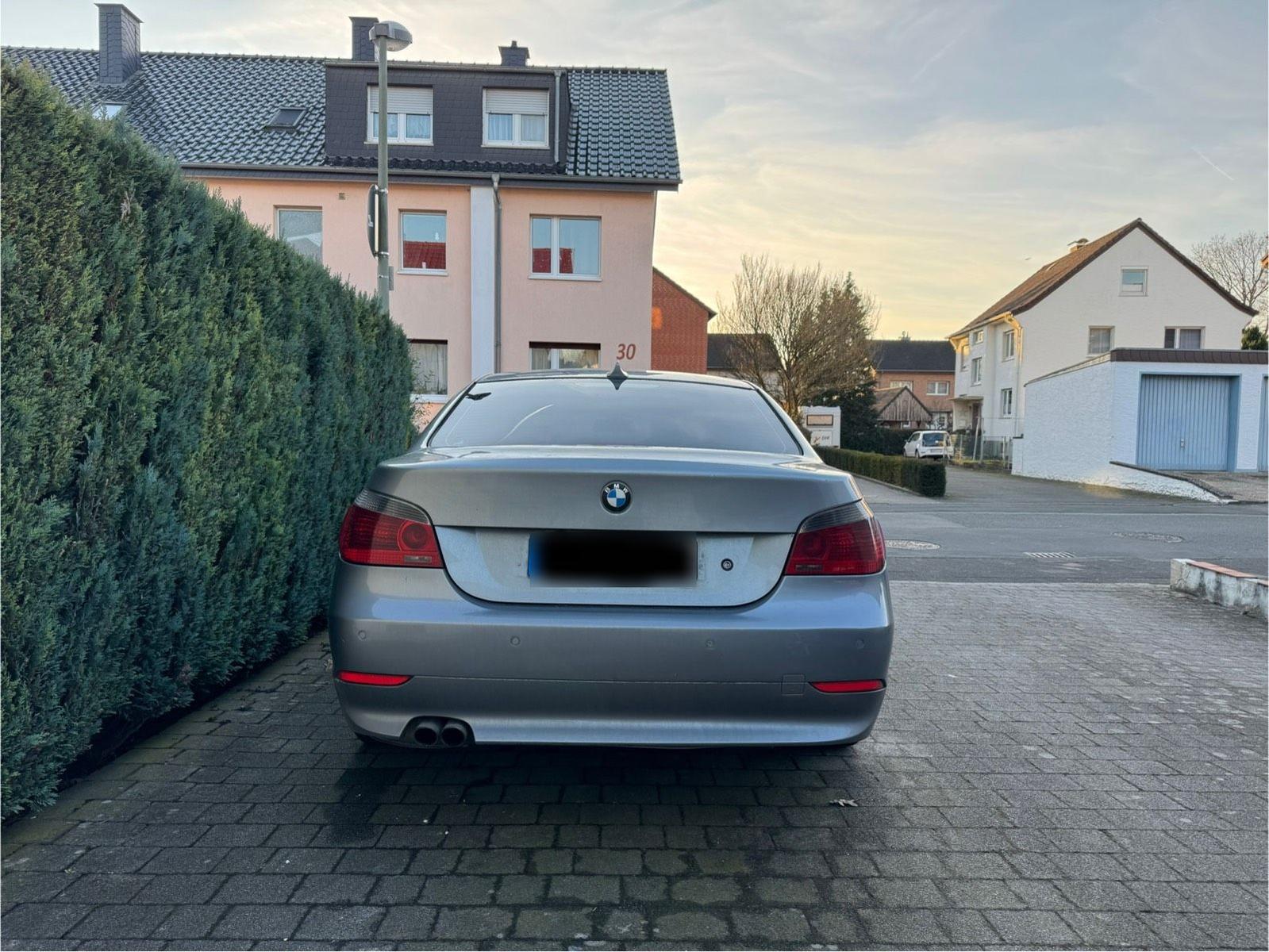 BMW 525