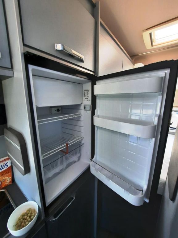 Fahrzeugabbildung Weinsberg CaraBus GREY 600 MQH EDITION [FIRE] Verfüg./Spar