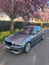 BMW E46 320i - BMW 320 aus 2003: 320i