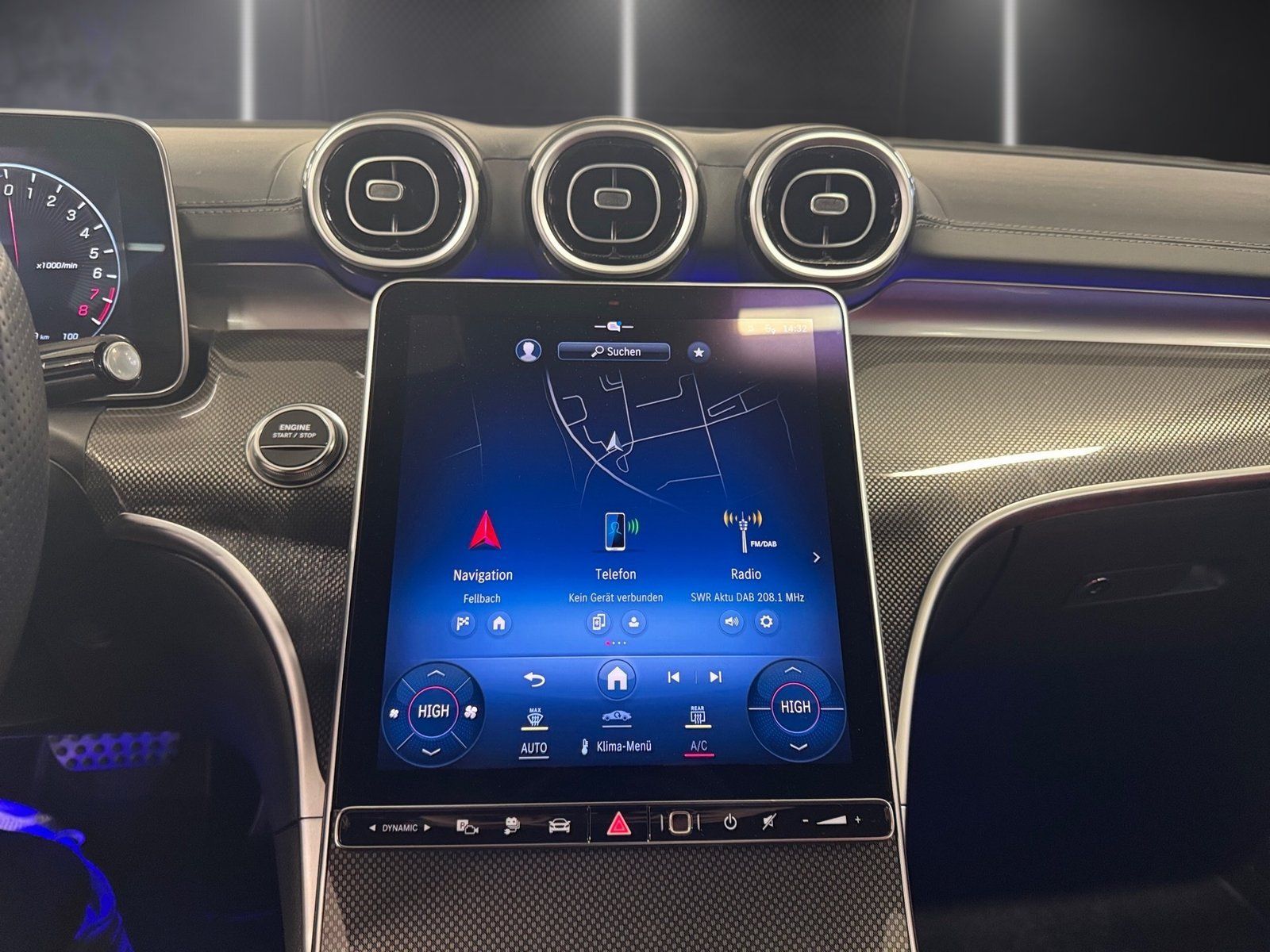 Fahrzeugabbildung Mercedes-Benz C 300 e AMG*Digital Light*Distronic*Soundsystem*