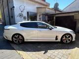 Kia Stinger 3.3 T-GDI AWD GT, Bastuck, Harman Kardon - Kia Stinger