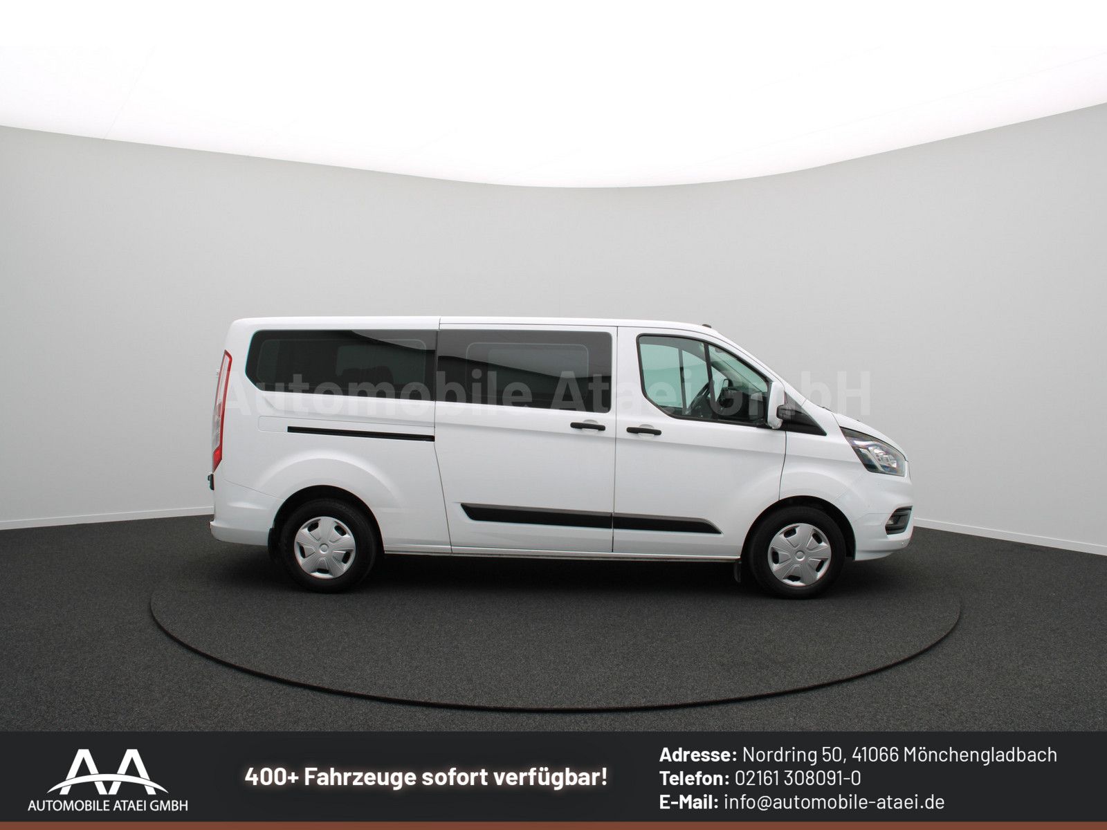 Fahrzeugabbildung Ford Transit Custom 340 L2 *9-Sitzer* AHK 2,4t 0963