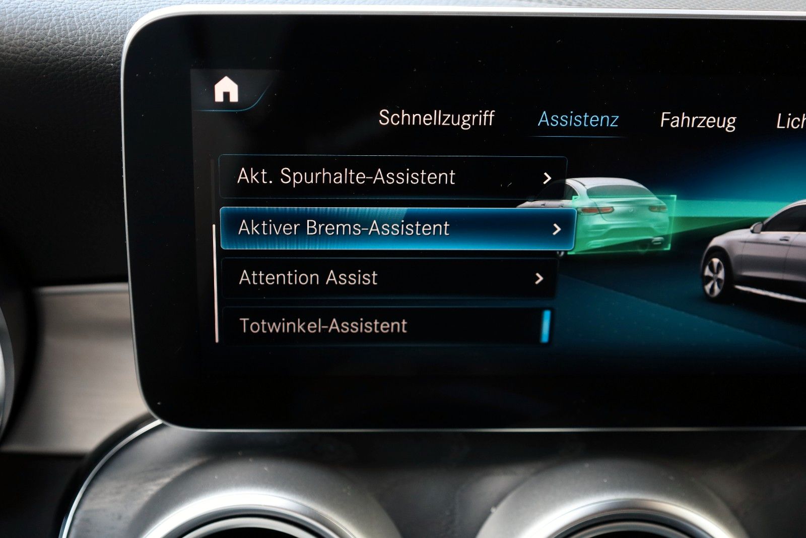 Fahrzeugabbildung Mercedes-Benz GLC 400d Coupe 4M AMG Line Navi,LED,360°,Apple C