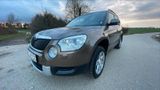 Skoda Yeti Experience, 8fach bereift, Sommer fast neu - Skoda Yeti: Experience