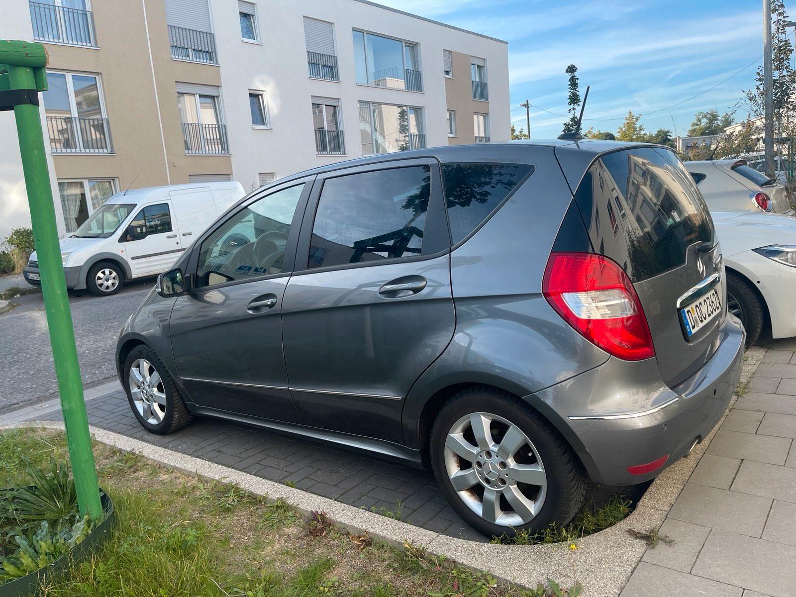 Mercedes-Benz A 160