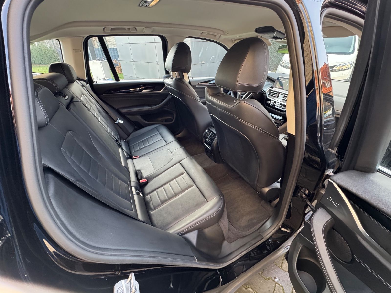 BMW X3 xDrive 20 d AHK Standh LED Akustikverglasung foto 3