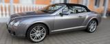 Bentley Continental GTC - - - Bentley aus 2010: Cabrio