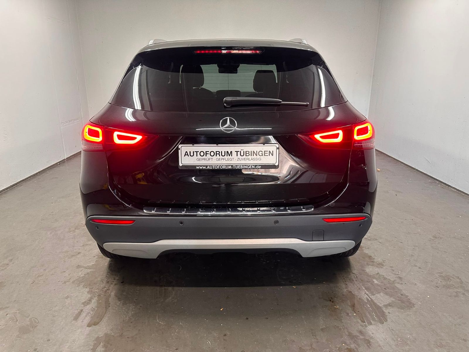 Fahrzeugabbildung Mercedes-Benz GLA 180 d DCT *STYLE*DISTRO*KEYLESS*KAMERA*LED*