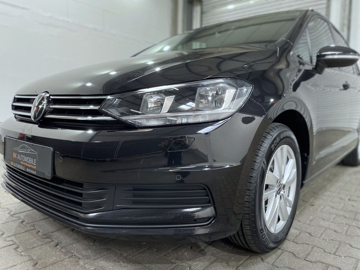 Fahrzeugabbildung Volkswagen Touran Comfortline#LED#ACC#Virtual#Spur#Alcantar