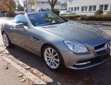 Mercedes-Benz SLK 200 blueefficiency, Sommerauto mit wenig km - gebrauchte Mercedes-Benz SLK 200 aus dem Jahr 2011